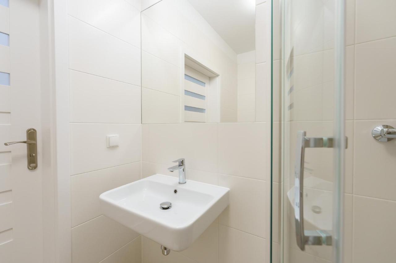 Apartamenty Nadmorska 104 Sunset Resort กชึชโบโว ภายนอก รูปภาพ